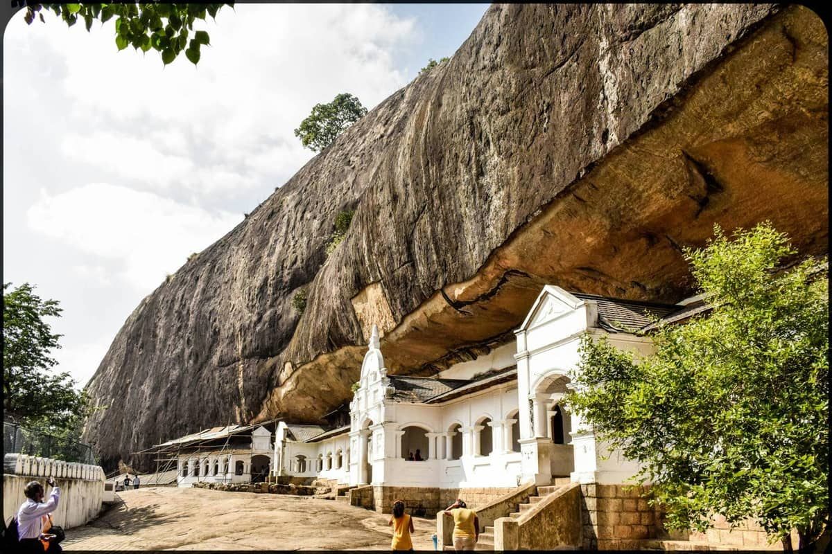 Dambulla Cave Temple